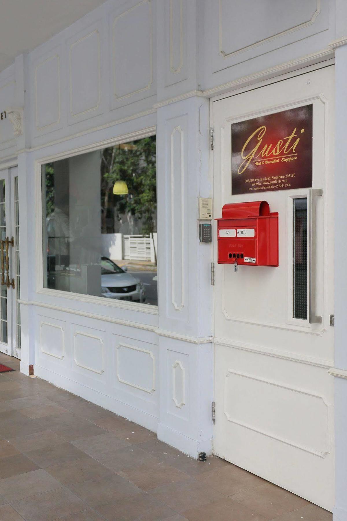 Gusti Bed & Breakfast Singapore Buitenkant foto