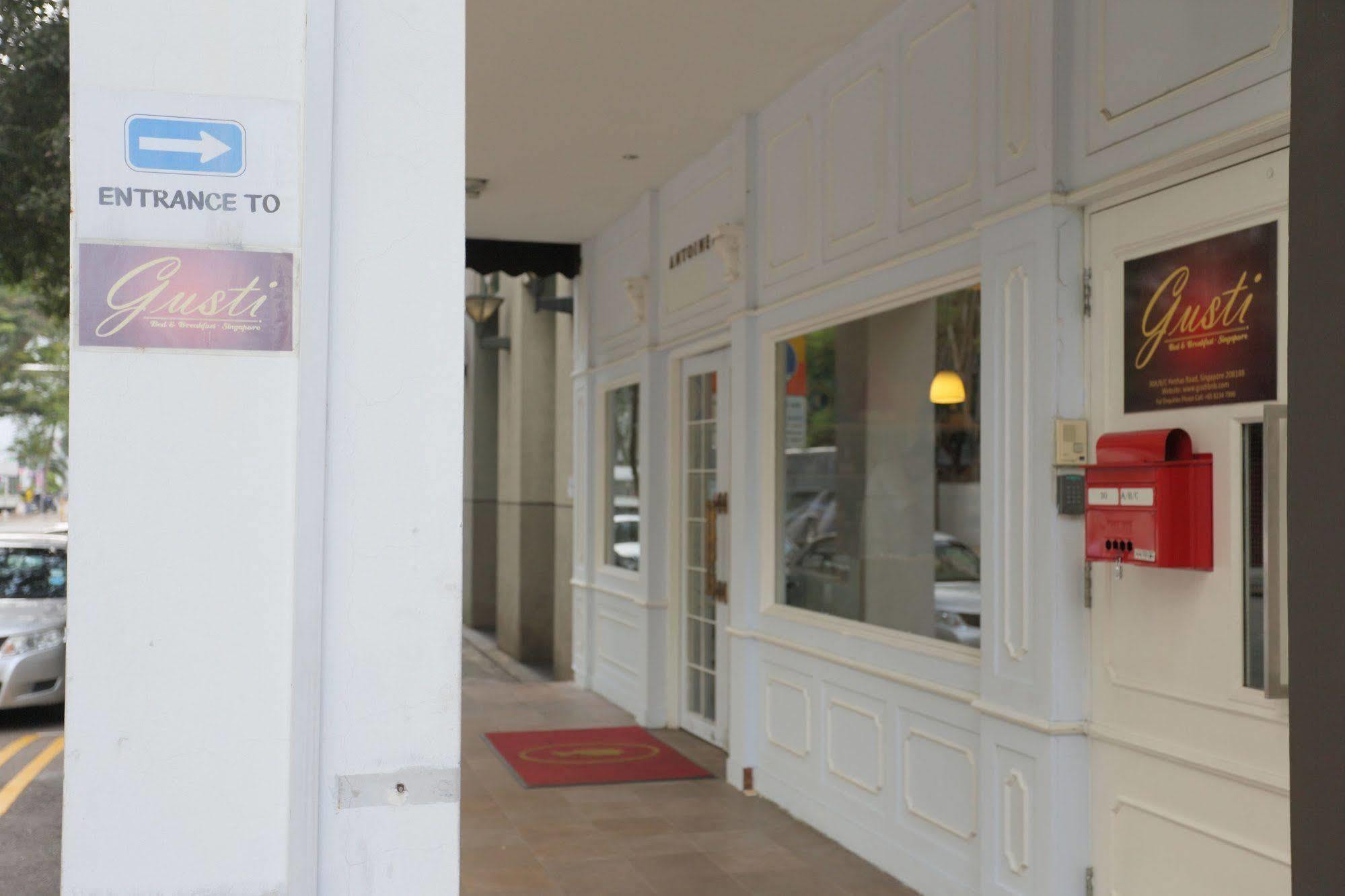 Gusti Bed & Breakfast Singapore Buitenkant foto