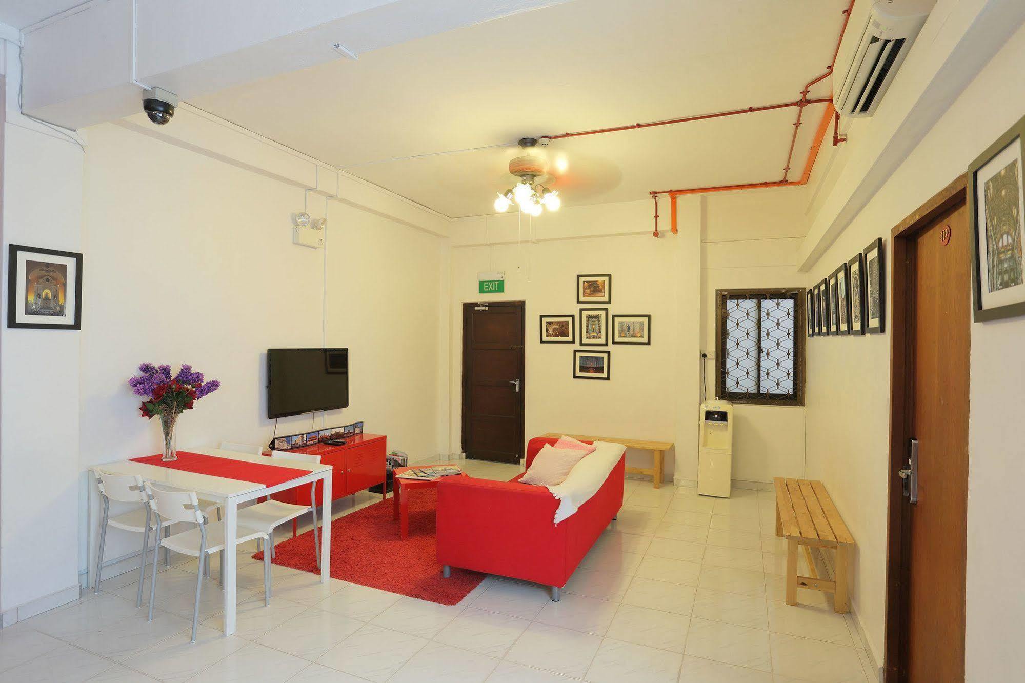Gusti Bed & Breakfast Singapore Buitenkant foto
