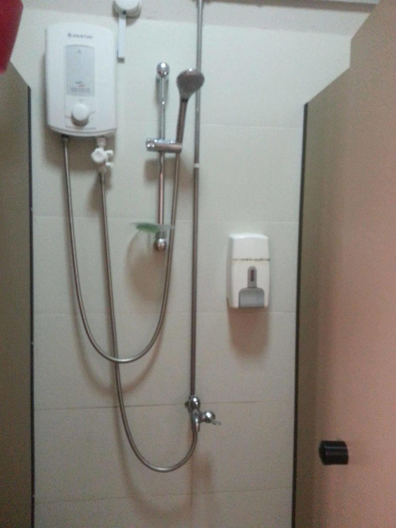 Gusti Bed & Breakfast Singapore Buitenkant foto